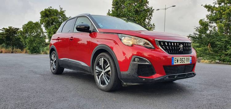 voiture occasion PEUGEOT 3008 à la Réunion disponible sur noutlauto.re