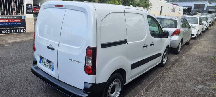 voiture occasion PEUGEOT PARTNER à la Réunion disponible sur noutlauto.re