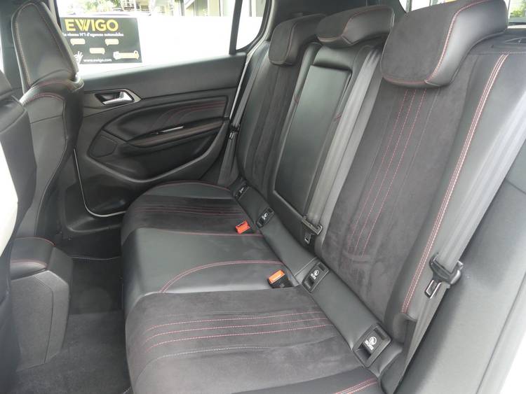 voiture occasion PEUGEOT 308 à la Réunion disponible sur noutlauto.re