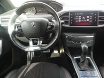 voiture occasion PEUGEOT 308 à la Réunion disponible sur noutlauto.re